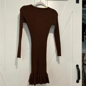 Brown strechy dress ruffle at bottom